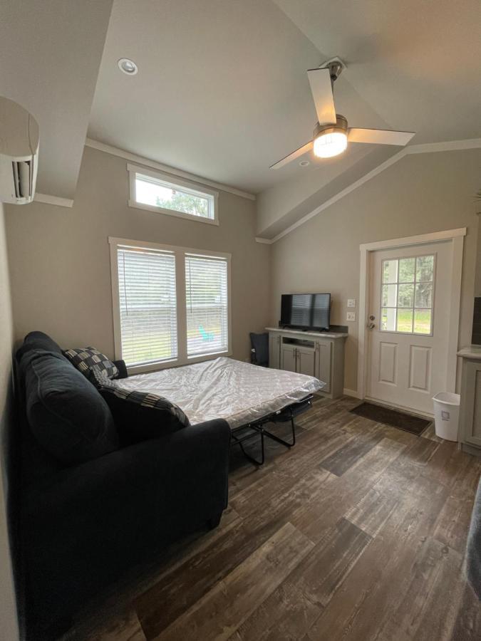 Charming Tiny Home! Close To Oxford, Sardis Lake, Safari Animal Zoo Exterior photo